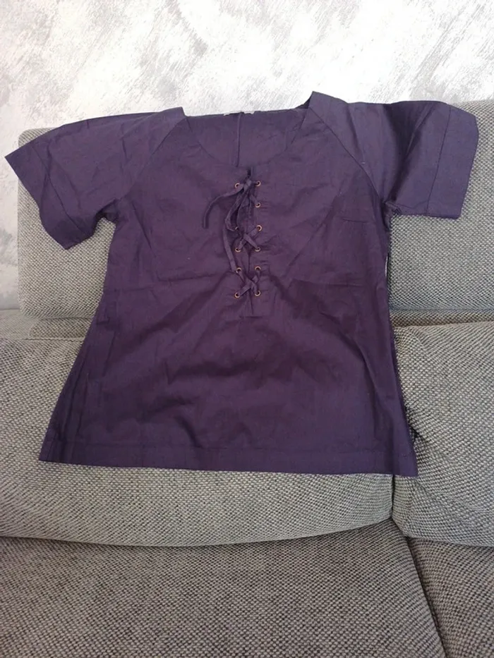 Haut violet taille 40
