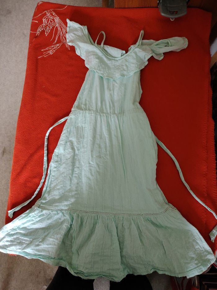 Robe verte - photo numéro 1