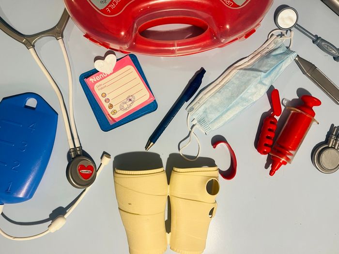 Mallette de docteur - photo numéro 5