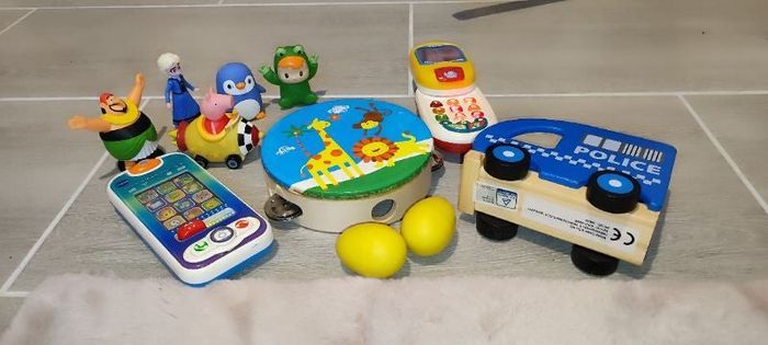 Lot jouets divers