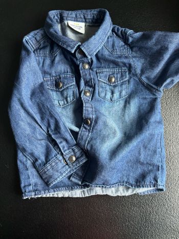 Chemise tape à l’œil