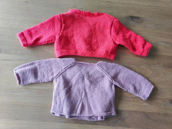 Gilets roses tricotés - photo numéro 2