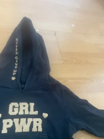 Sweat à capuche kiabi 5 ans  fille