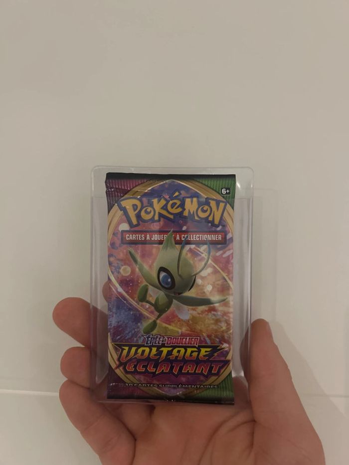 Booster Pokémon EB voltage éclatant