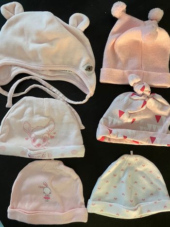 Bonnets naissance 0,50€ pièce