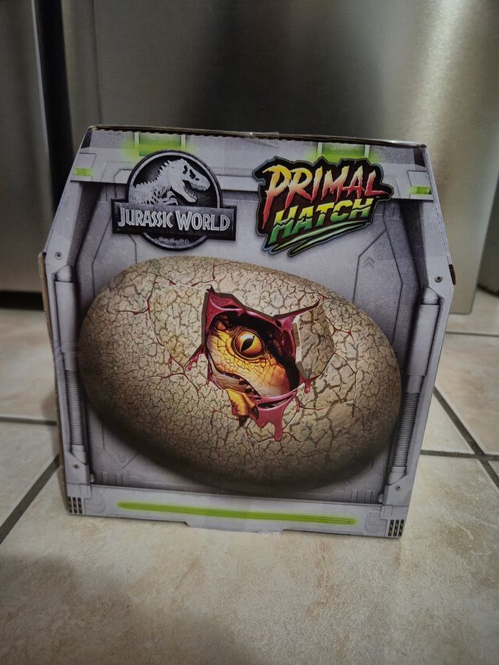 Primal Hatch jurassic World trex tyrannosaure oeuf éclot dino éclosion - photo numéro 4
