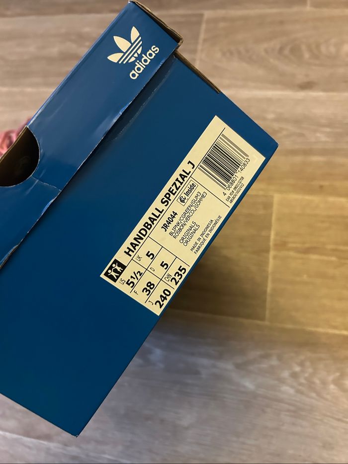 Baskets Adidas Spezial avec boîte - photo numéro 8
