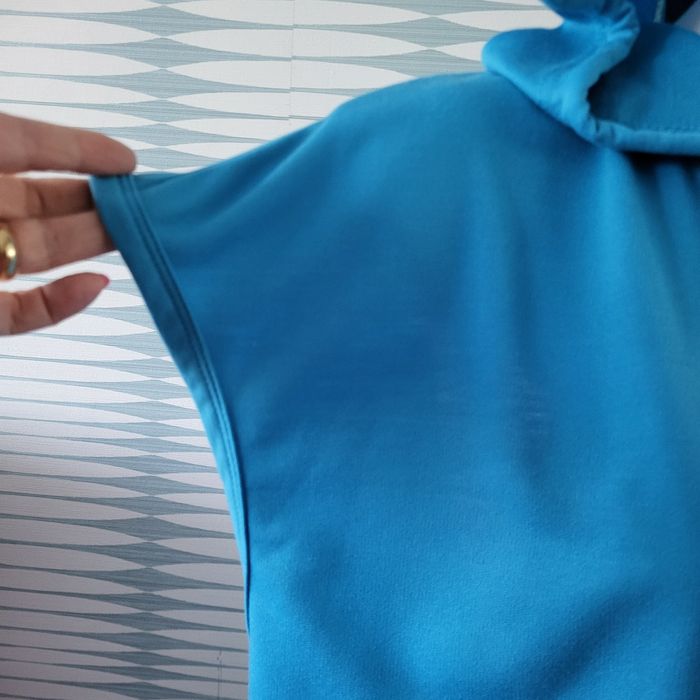 Tee-shirt sans manche et à capuche bleu taille XL Shein en excellent état - photo numéro 4