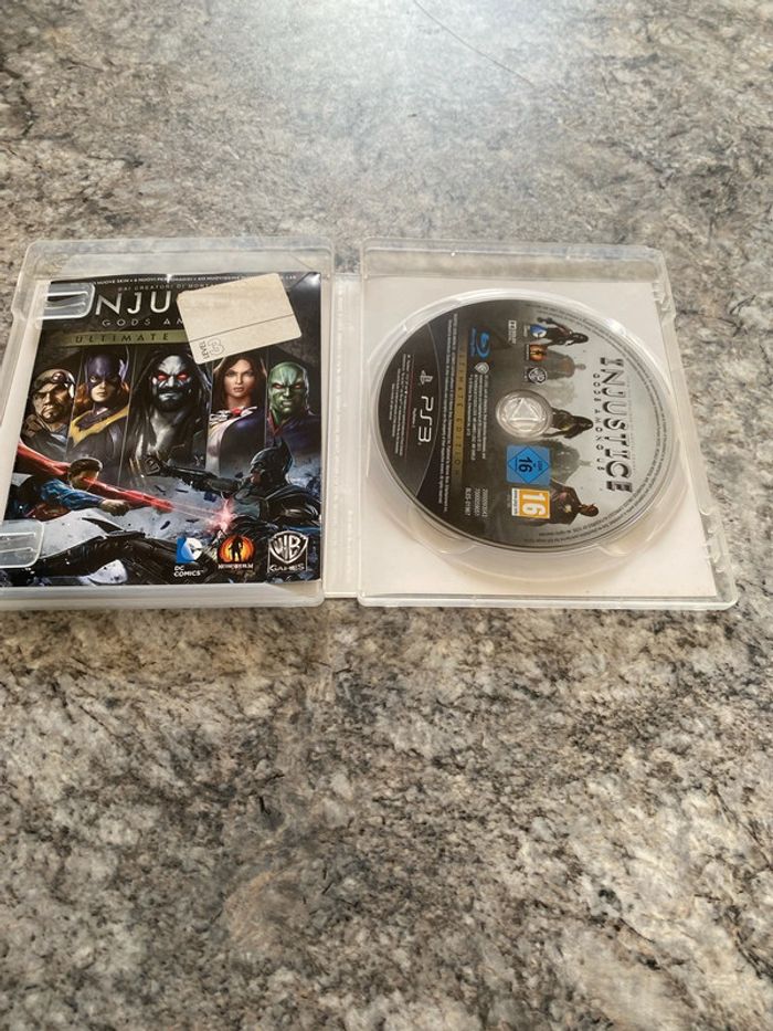 injustice gods among us ultimate édition ps3 - photo numéro 2