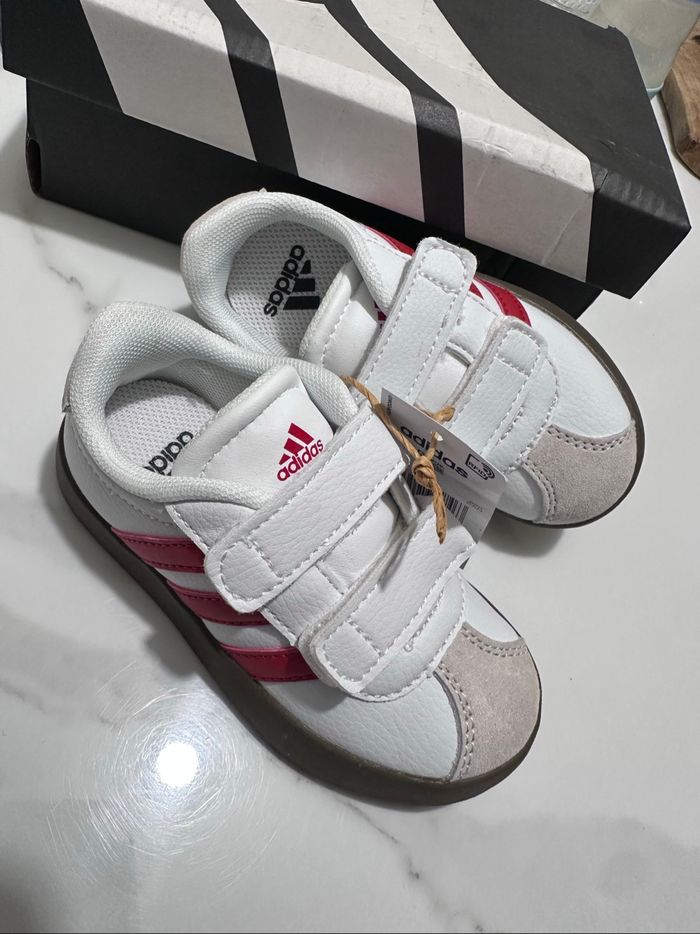 Basket adidas - photo numéro 2