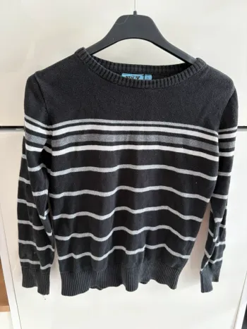 Pull garçon 8 ans