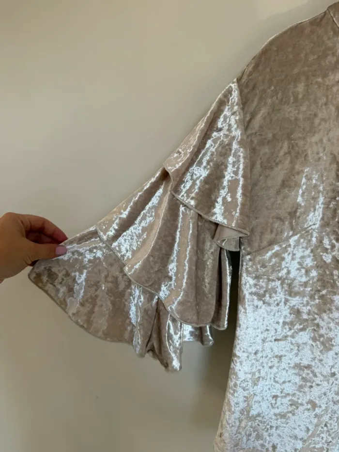 Top velours volant - photo numéro 4