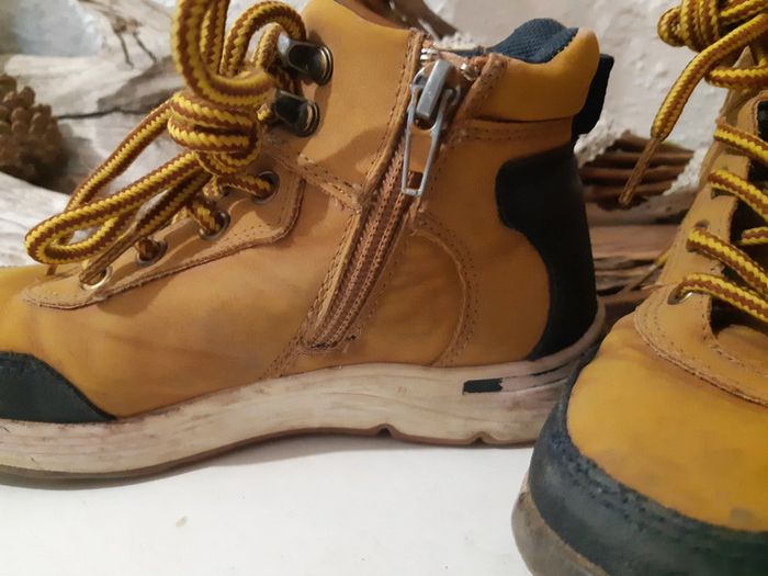 Chaussures hautes garçon taille 30 Camel - photo numéro 2