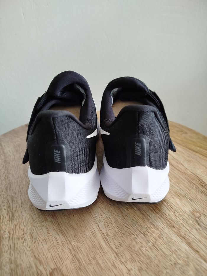 Baskets Nike T 40 - photo numéro 7