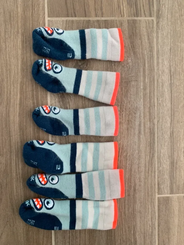 Lot 3 paires de chaussettes de ski bébé 19/22 - photo numéro 2