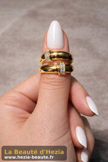Bague Double Anneaux Dorée Ajustable – Acier Inoxydable & Strass