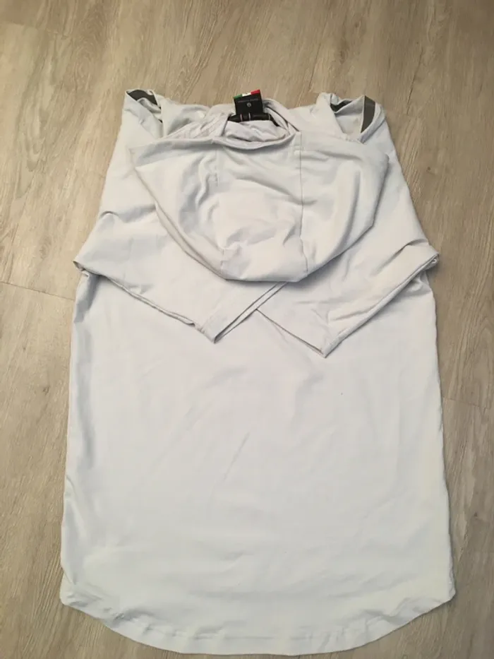 Teeshirt à capuche - photo numéro 3
