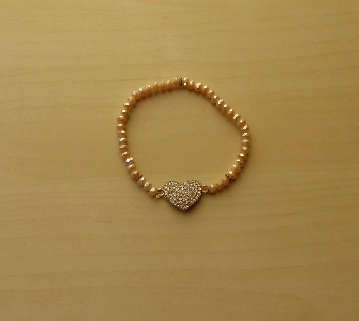 Bracelet perles avec coeur