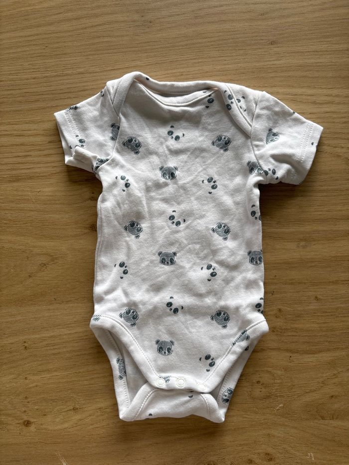 Bodies  3 mois - photo numéro 3