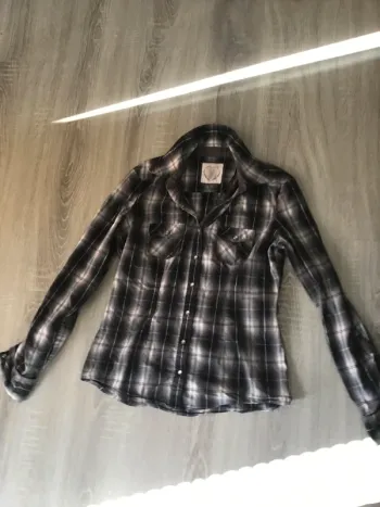 Chemise a carreaux