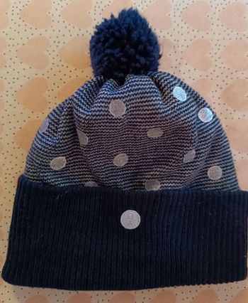Bonnet à pois argentés