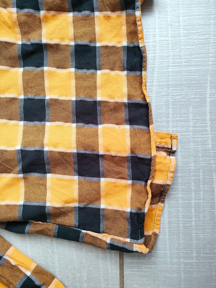 Chemise manches longues à carreaux fille 6 ans TBE - photo numéro 4