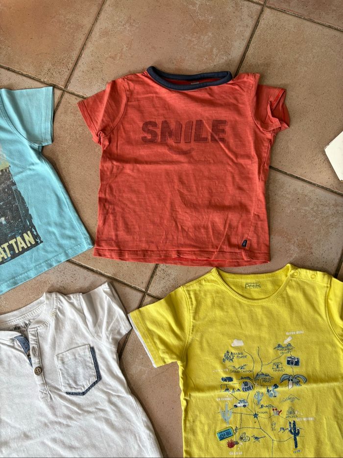 Lot 8 tee-shirts garçon 4 ans - photo numéro 6