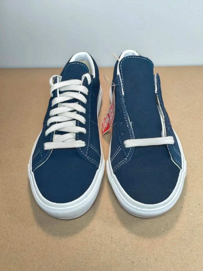 Baskets Vans sid suede mixte bleue marine pointure 36.5 neuves avec boîte - photo numéro 4