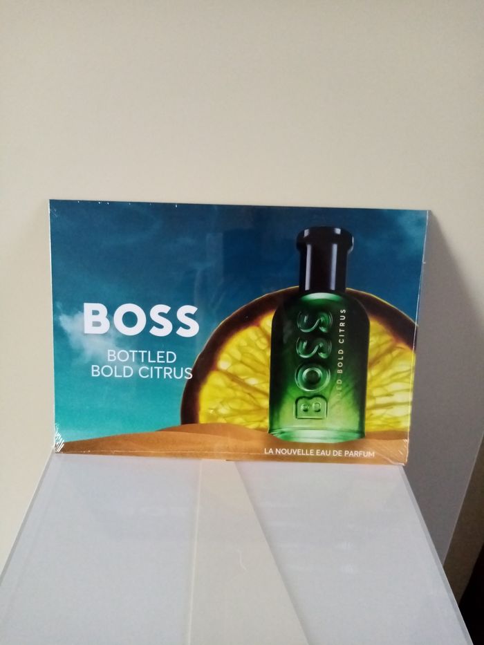 Panneau publicitaire (Boss) - photo numéro 3