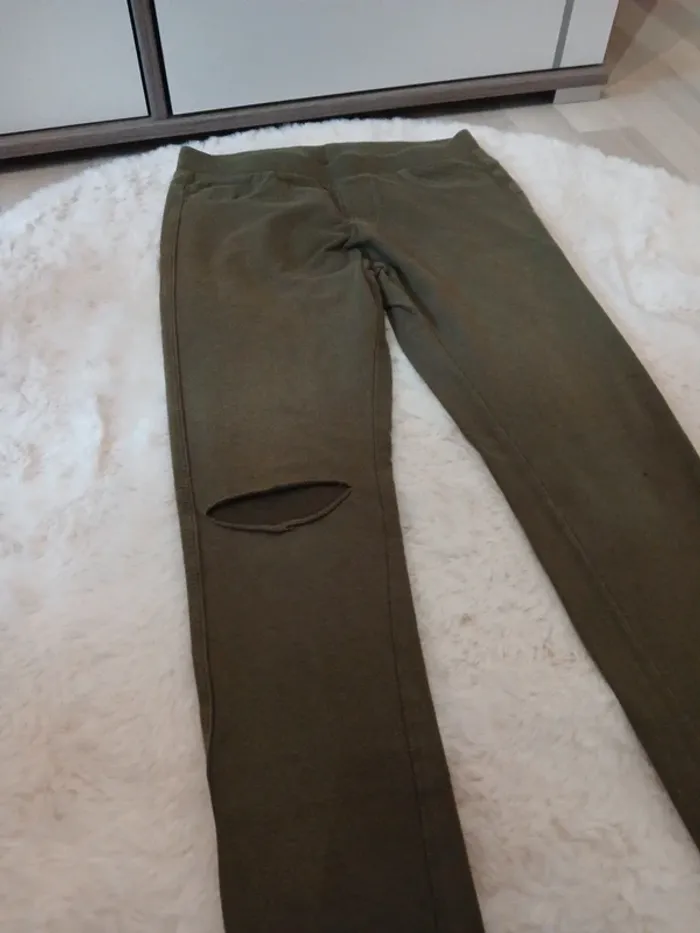 leggings 12 ans avec trou - photo numéro 2