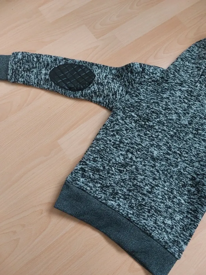 Sweat à capuche doublé détail simili cuir - photo numéro 8