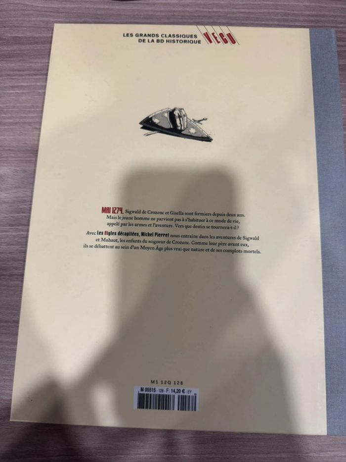 Livre les Aigles de décapitées Michel Pierret Tomme XXIX Retour à Crozenc Hachette Collection - photo numéro 2