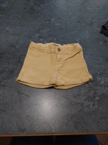 Short 4 ans
