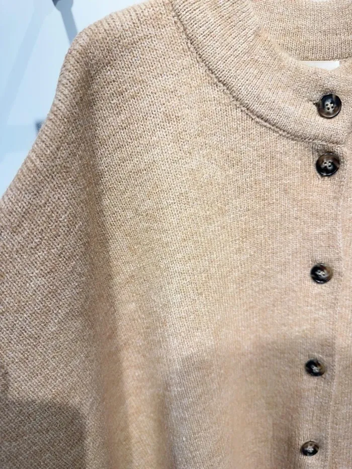 Cape poncho taupe marron clair - photo numéro 2