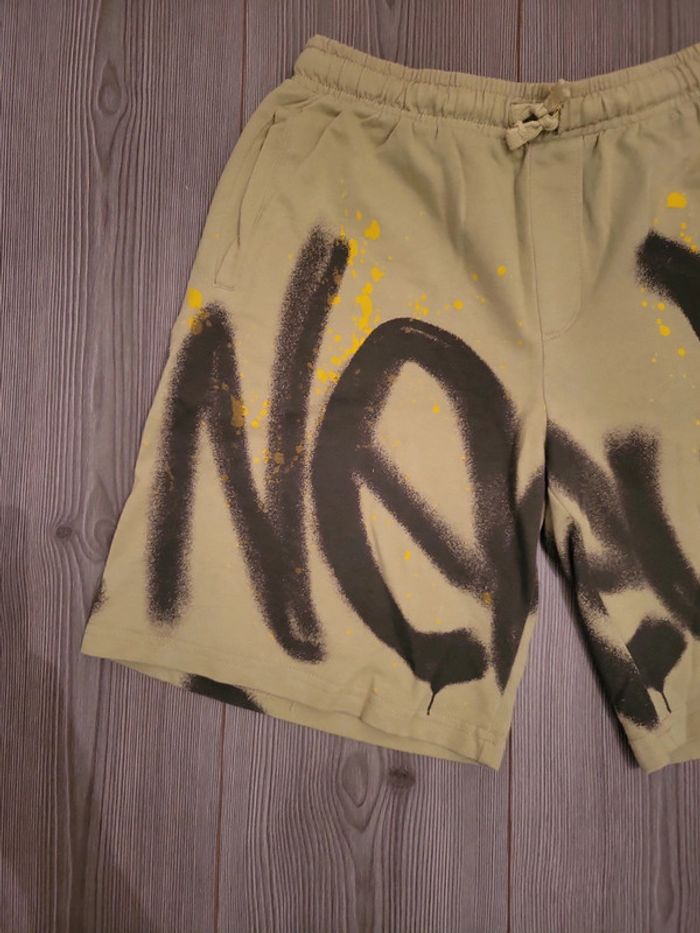 Short vert zara 11/12 ans comme neuf - photo numéro 2