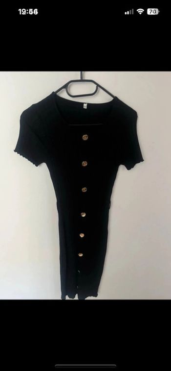 Robe noire chic rentrée – Boutons dorés – Taille M/L