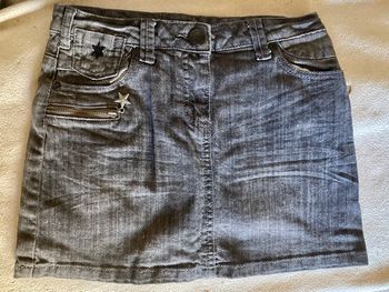 Jupe en jean grise, taille 10 ans