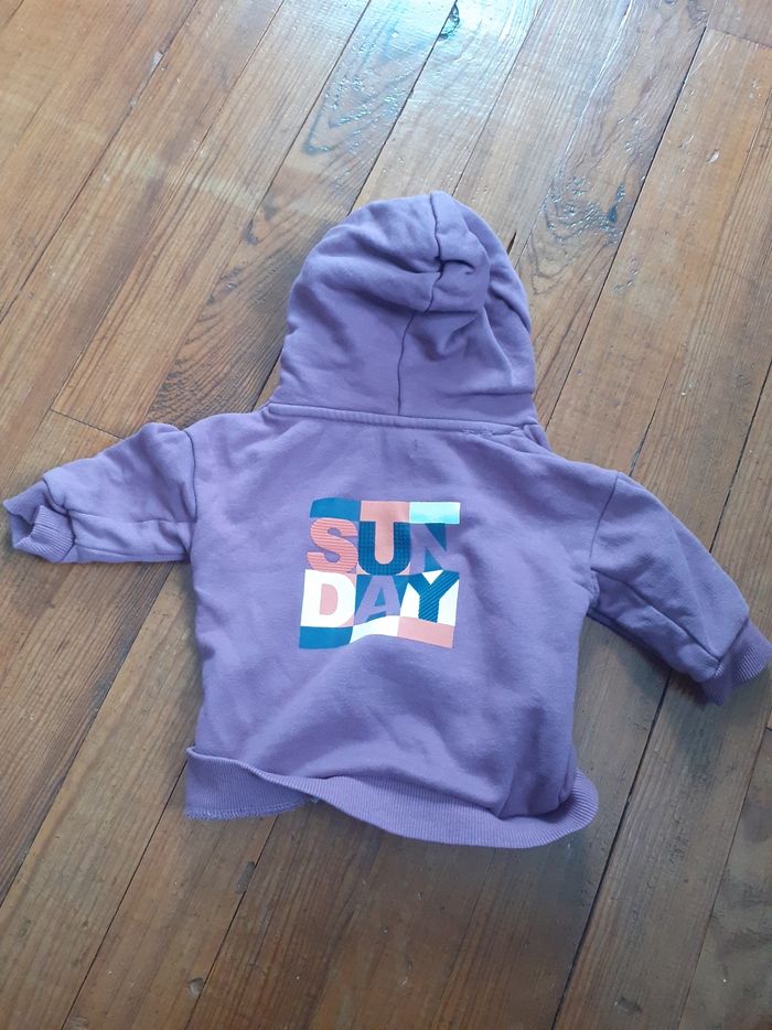 Ensemble jogging 6 mois - photo numéro 2