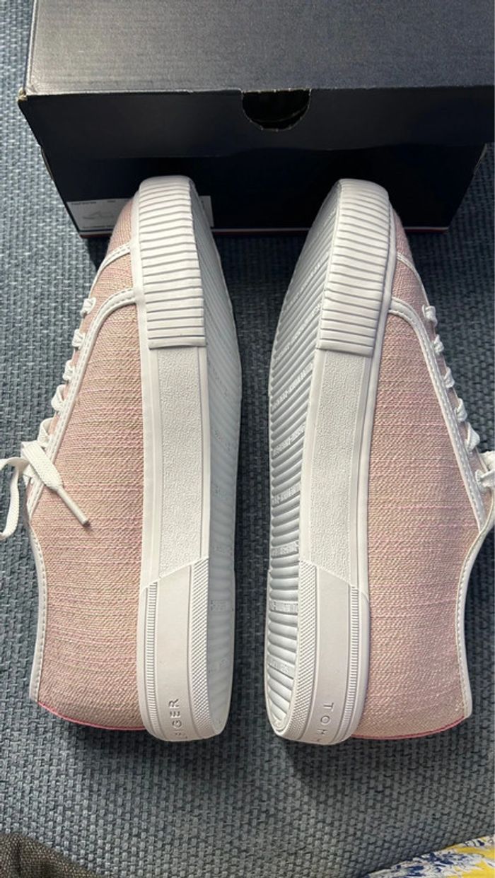 Sneakers - baskets Tommy Hilfiger neufs taille 39 - photo numéro 12