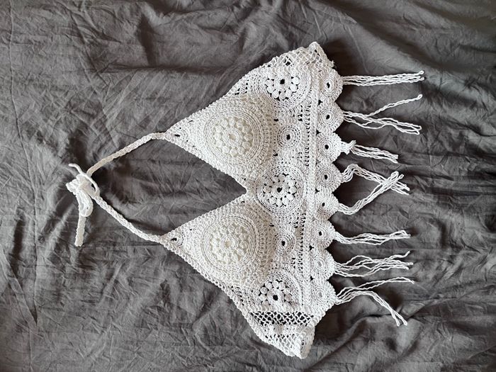 Top brodé - photo numéro 2