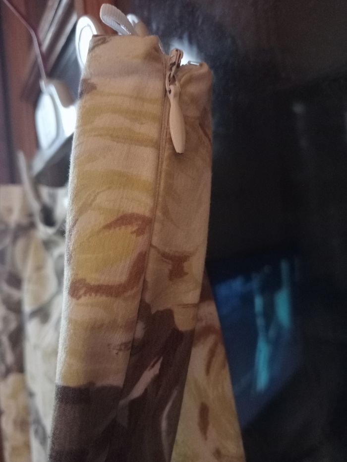 Pantalon fleuri  femme Gérard Darel. Taille 42 - photo numéro 4