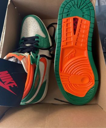 Basket Nike Jordan mixte édition limitée