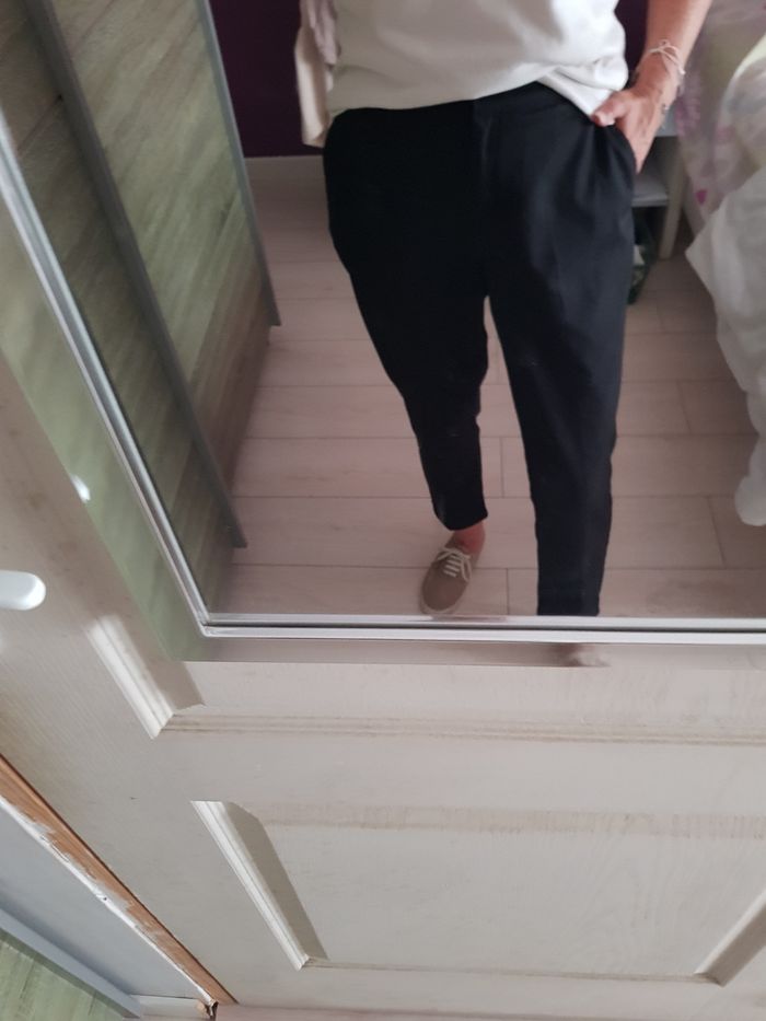 Magnifique pantalon noir taille 38 Lacoste - photo numéro 7