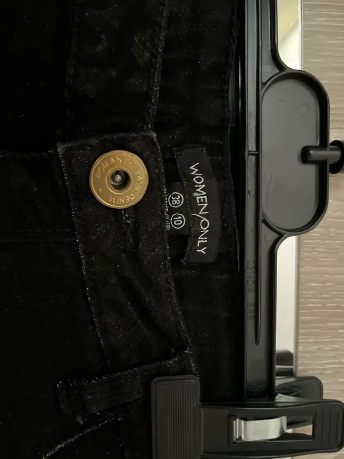 Short en jean noir - photo numéro 2