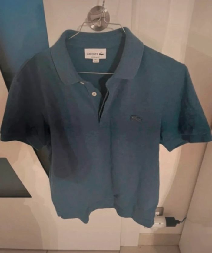 Polo bleu Lacoste