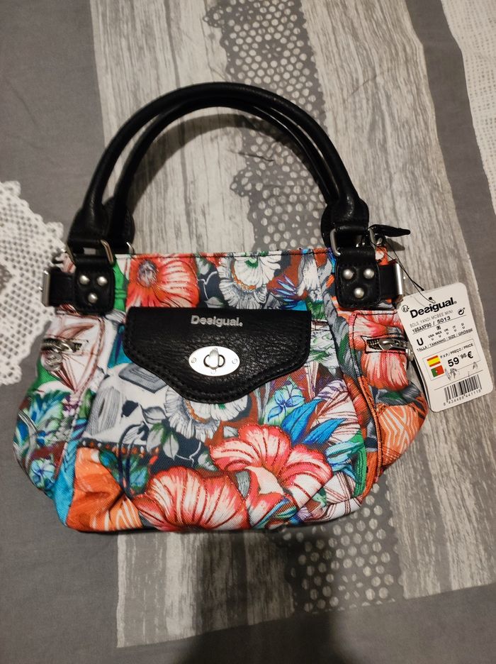 Sac à main Desigual neuf