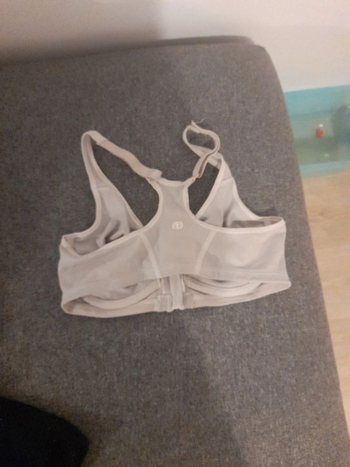 Soutien gorge de sport - photo numéro 2