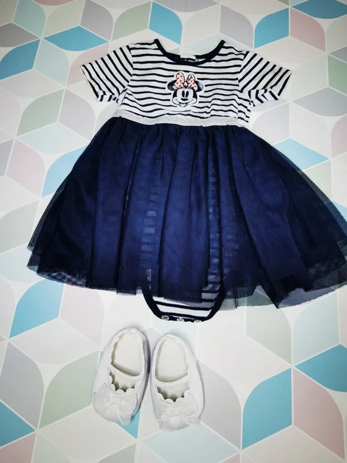 D3407 - robe + chaussures fille 6 mois - photo numéro 2