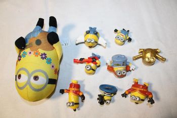 Lot figurines Minion