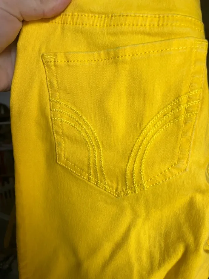 Pantalon jaune - photo numéro 4